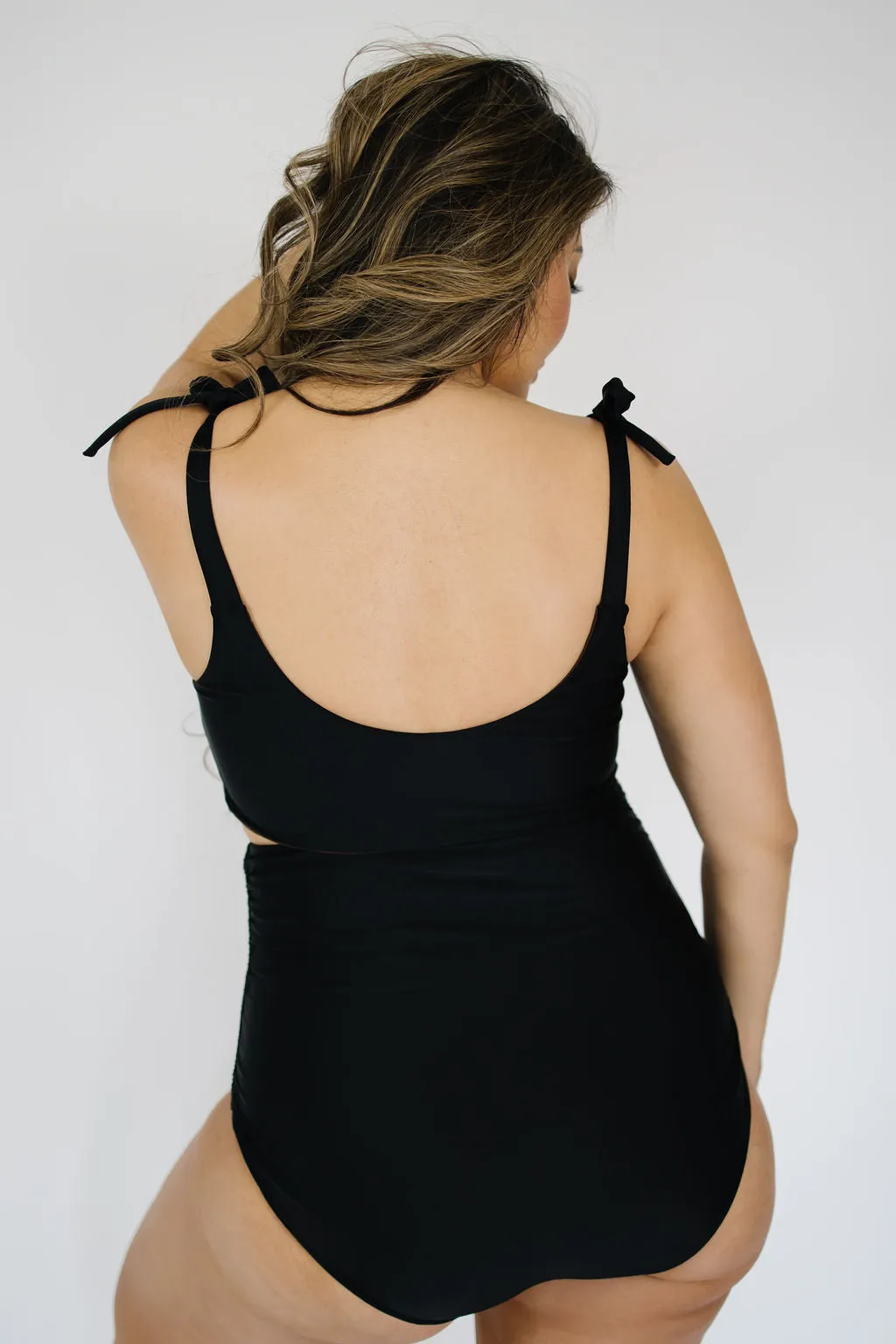 Adjustable bottoms