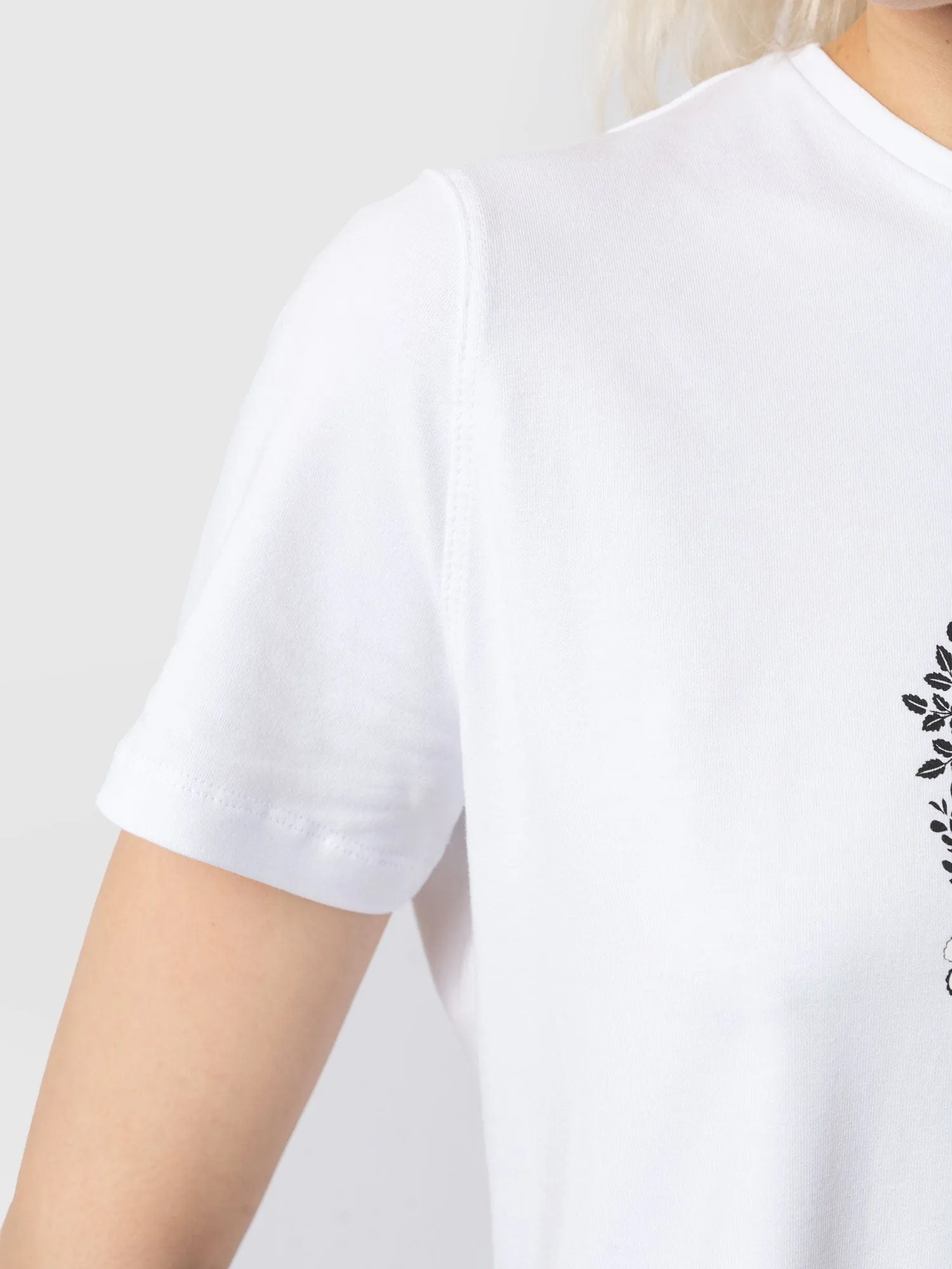 Boyfriend Tee - White Skull