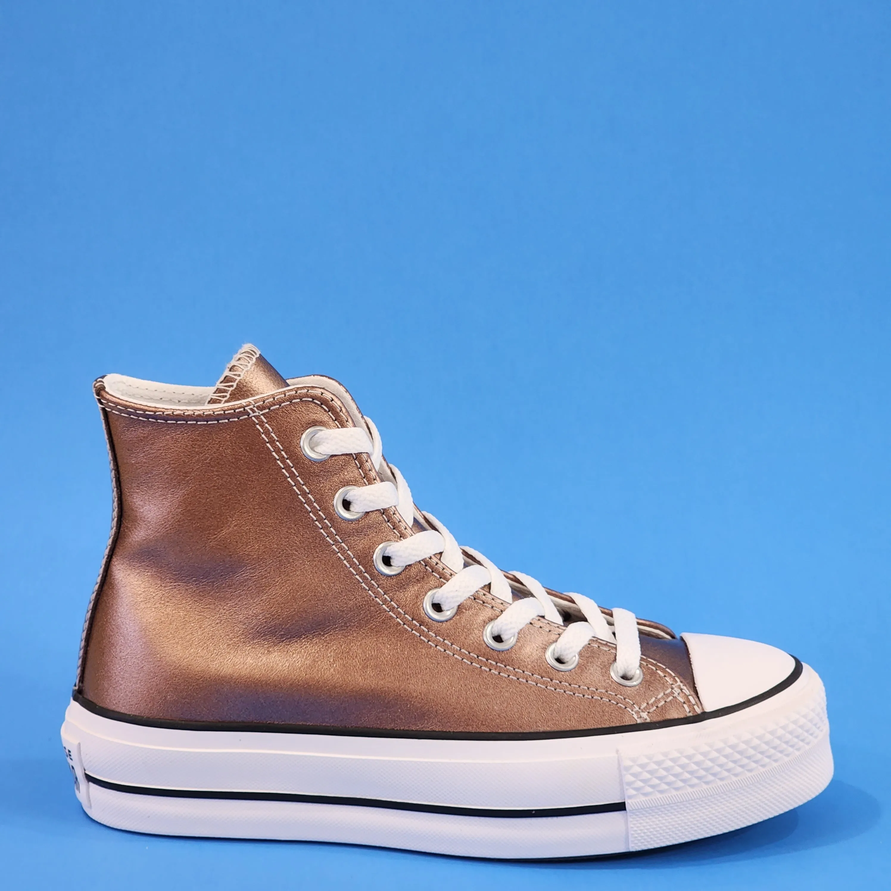 Converse CTAS Hi Lift Saddle Brown/White/Black Women's Platform Sneakers A06176C