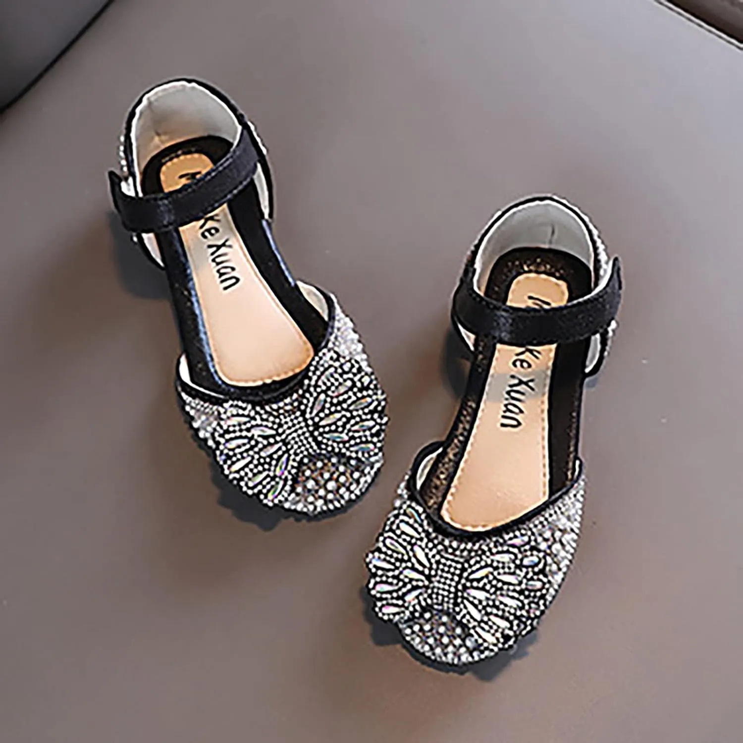 Fashion Spring and Summer Girls Dance Shoes Princess Dress Performance Shoes Pearl Rhinestone Bow Hook Simple