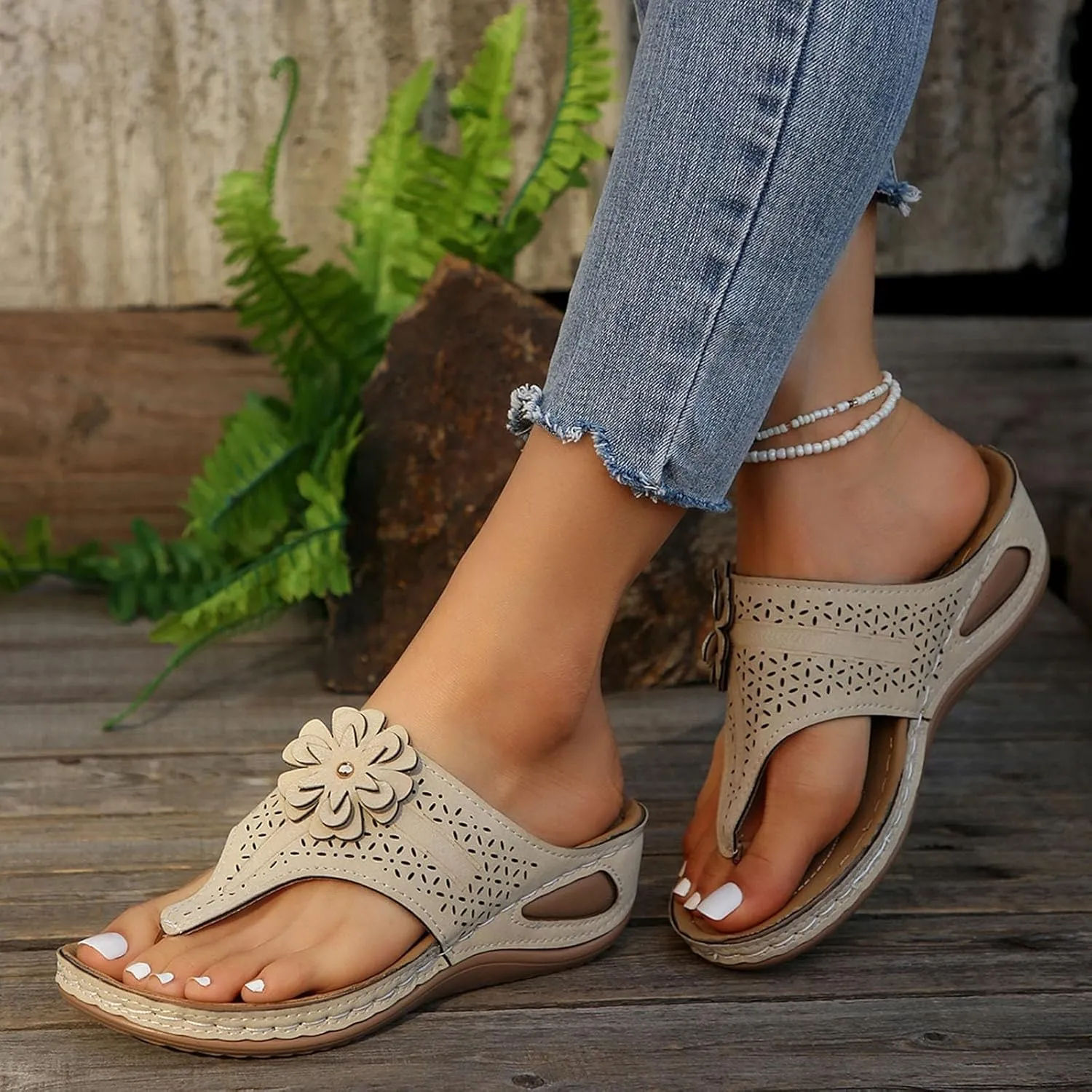 Flip Flops for Women Summer Arch Support Orthopedic Sandals Fashion Hollow Flower Breathable Slippers Comfort Plantar Fasciitis Slip on Flat Sandals All Day Comfort