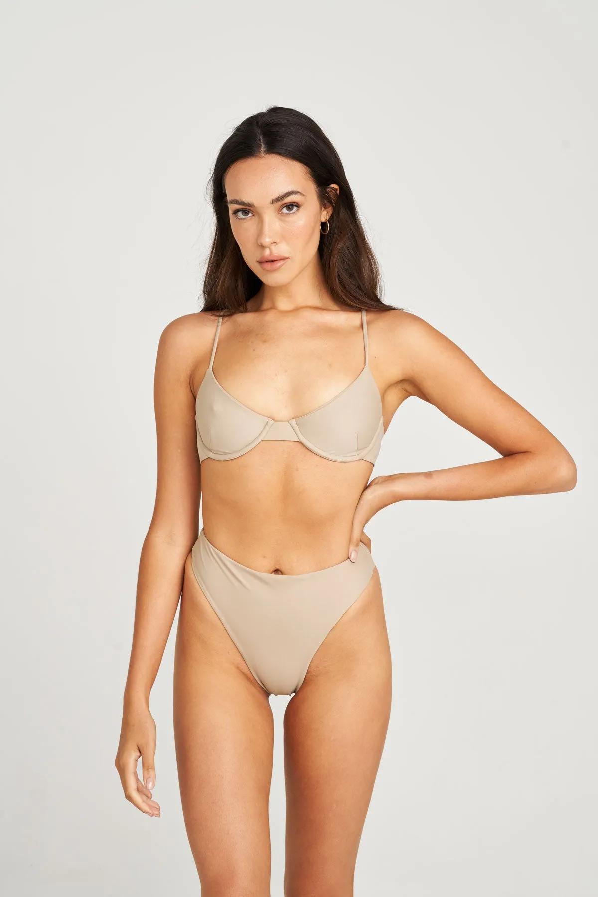 Marilyn Bottom | Sand