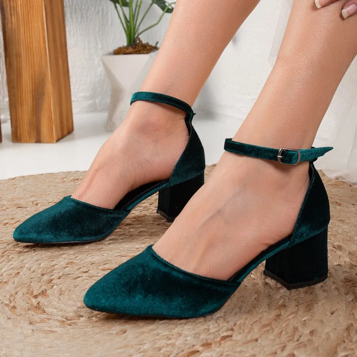 Miranda Vegan Suede Pearl Low Heels | Emerald Green