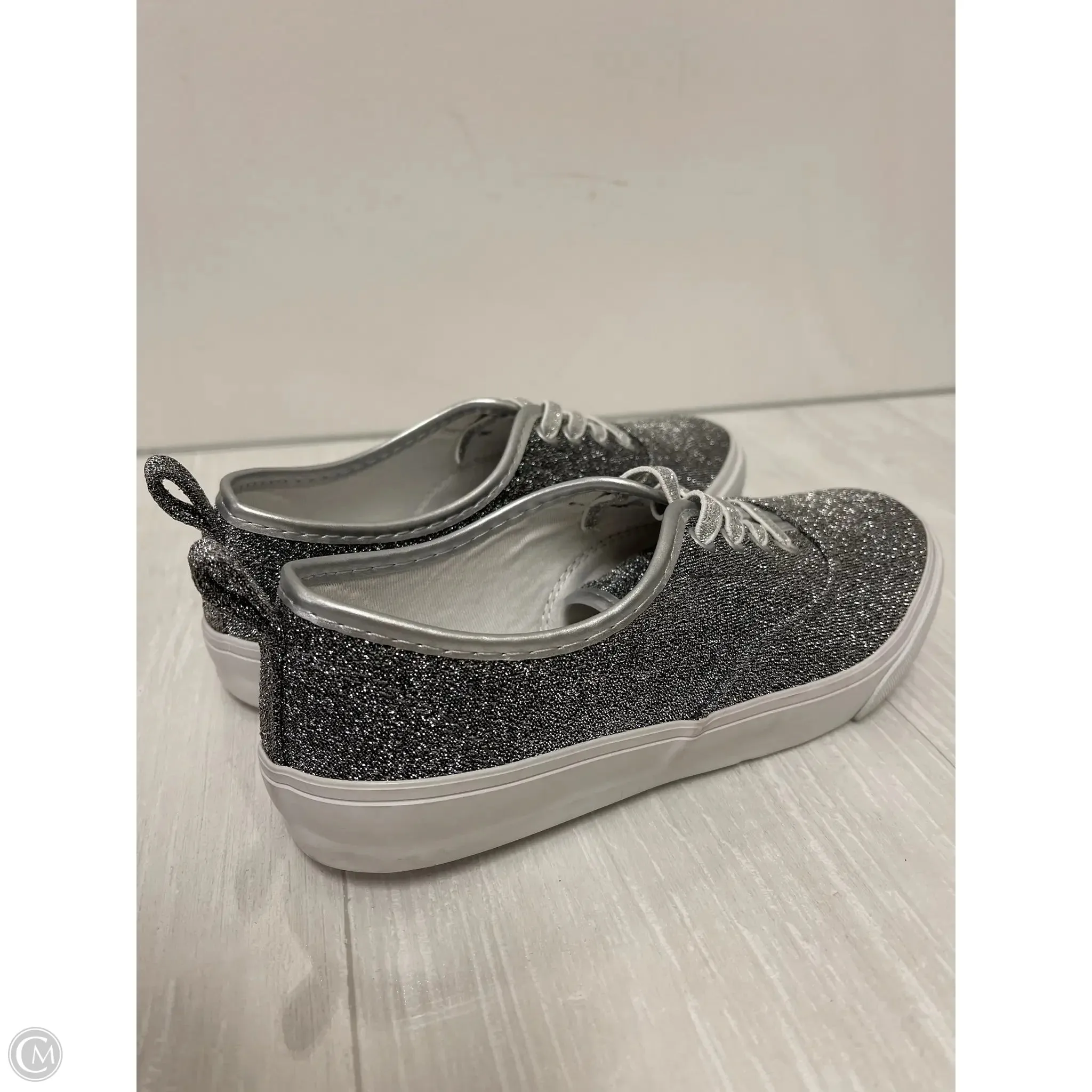 Shoes Flats By Old Navy In Silver, Size: 5