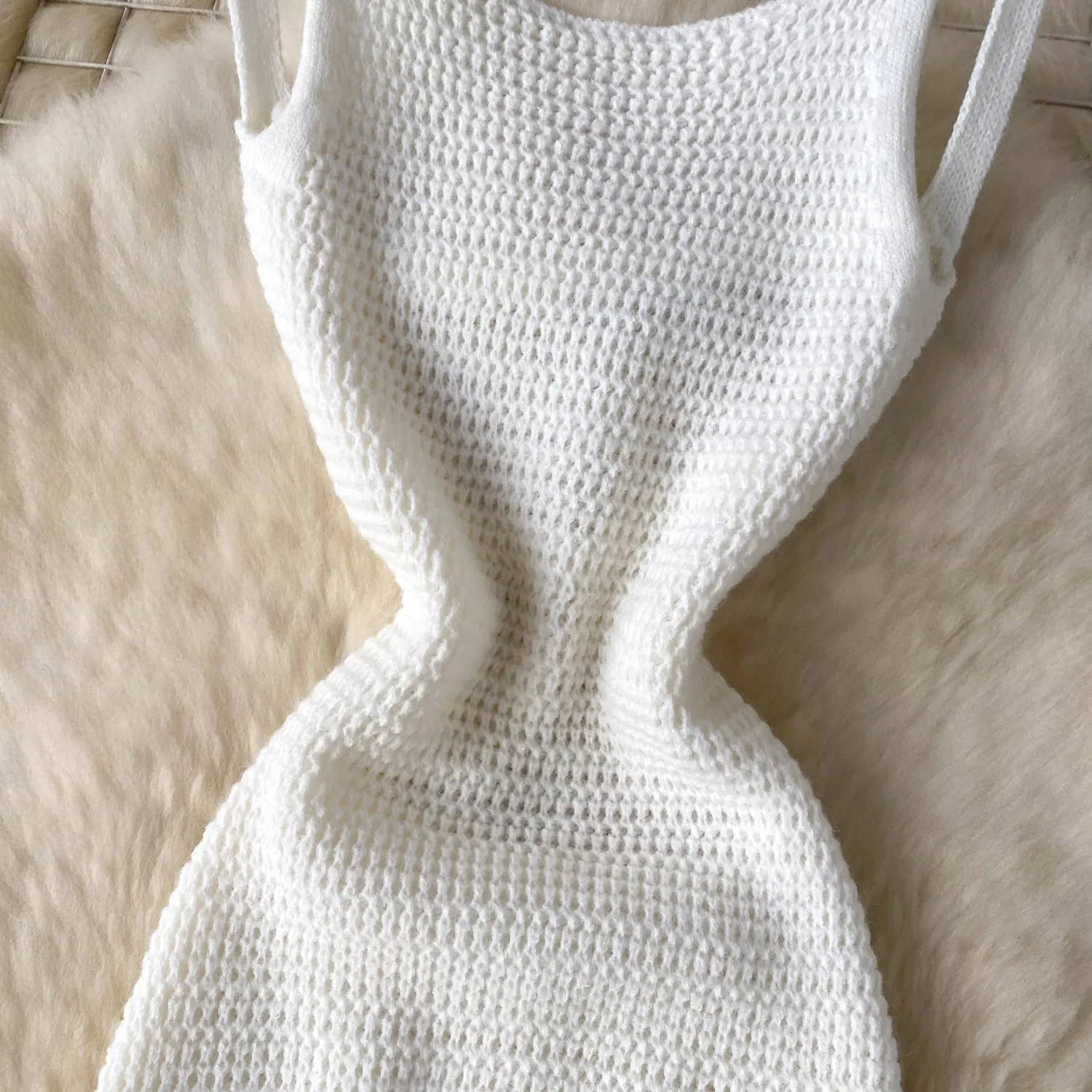 Simple Design Backless Knitted Slip Dress