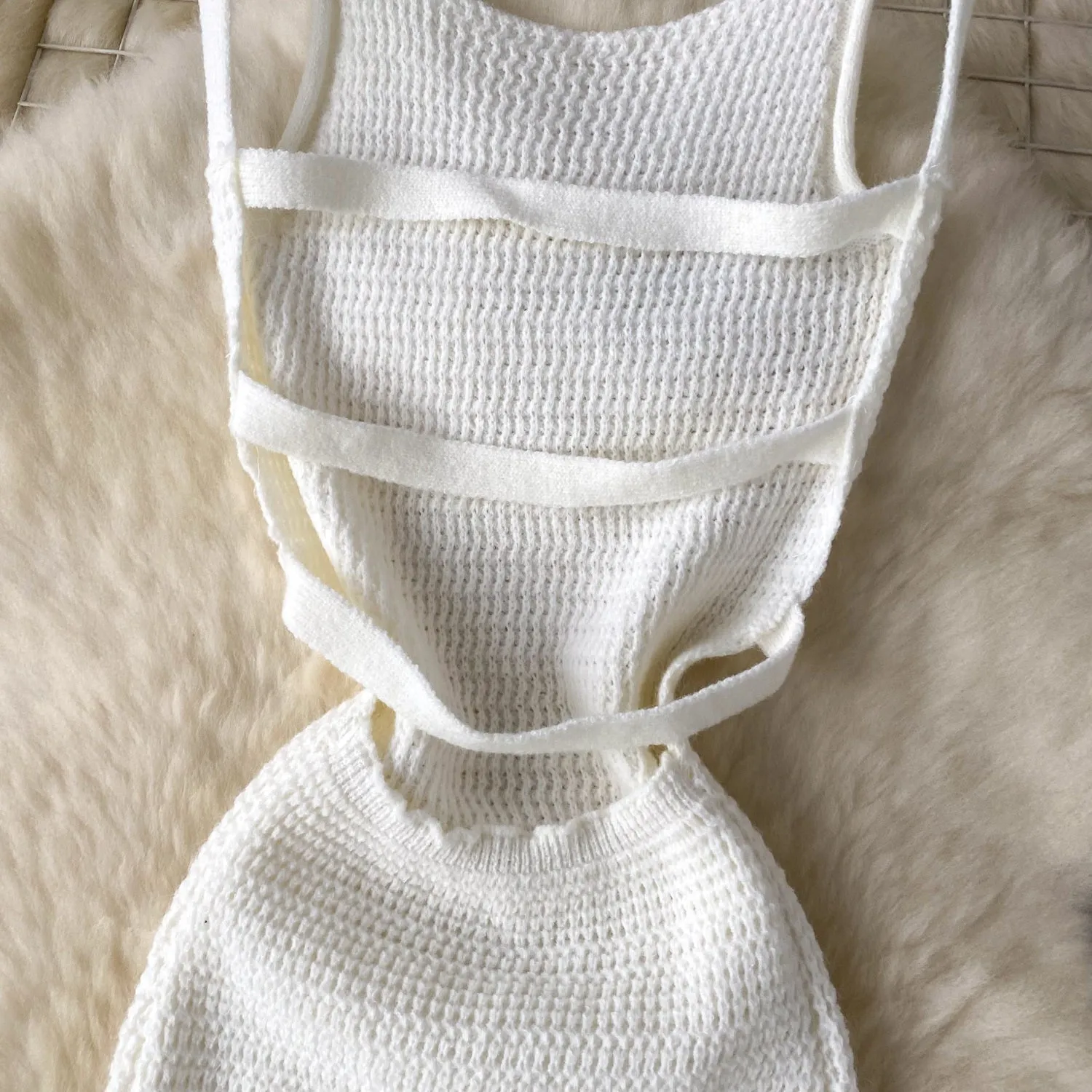 Simple Design Backless Knitted Slip Dress