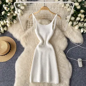 Simple Design Backless Knitted Slip Dress