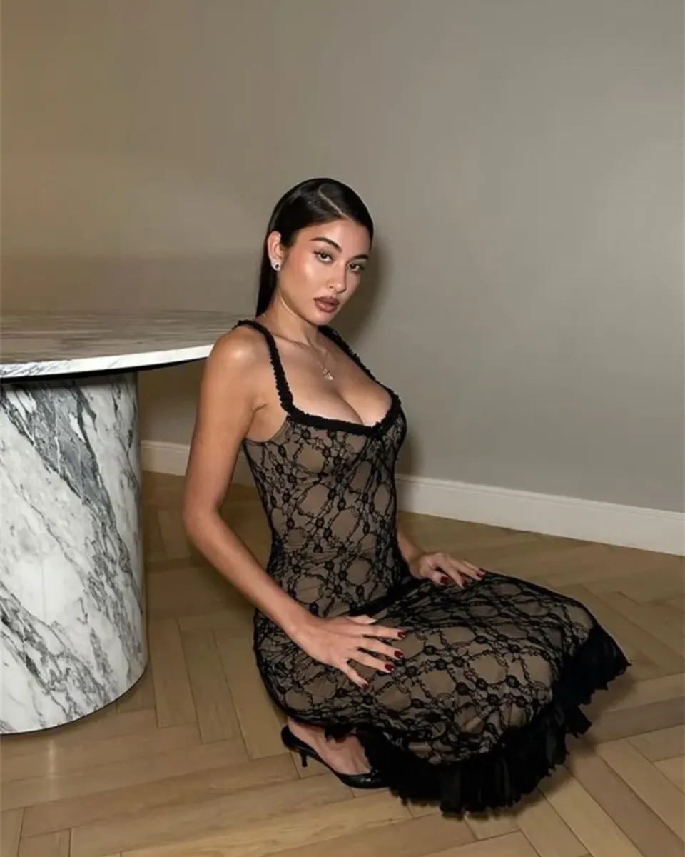 Sylphéa – Sweetheart neckline – Lace midi dress