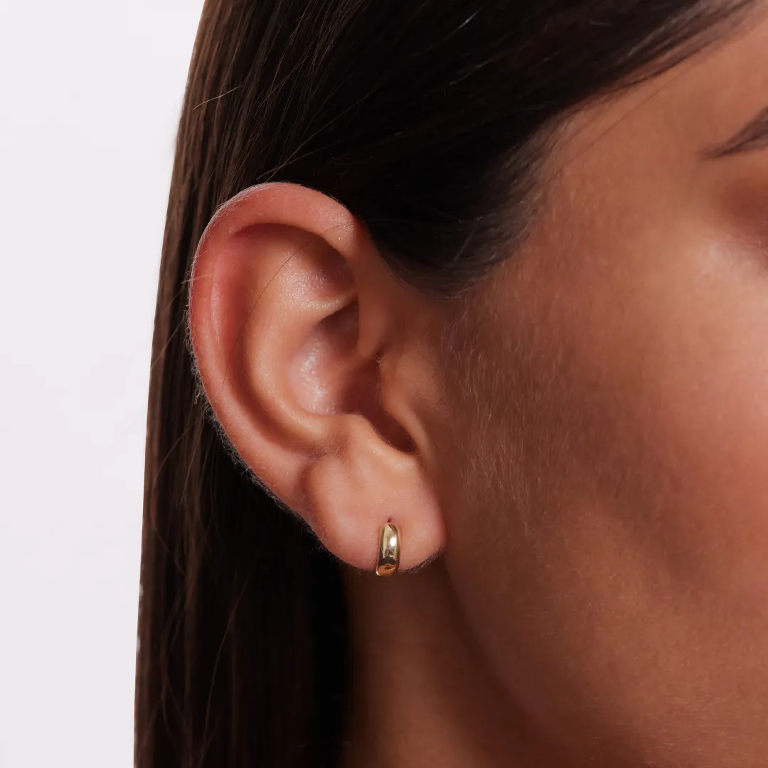 Willow Hoop Earrings - Solid Gold