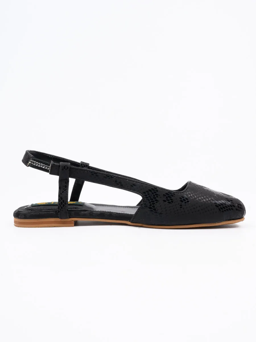Women Slink Back Pumps