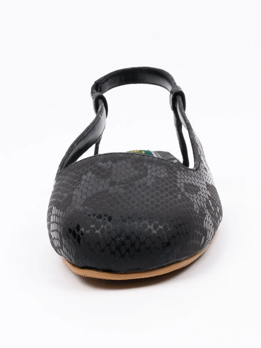 Women Slink Back Pumps